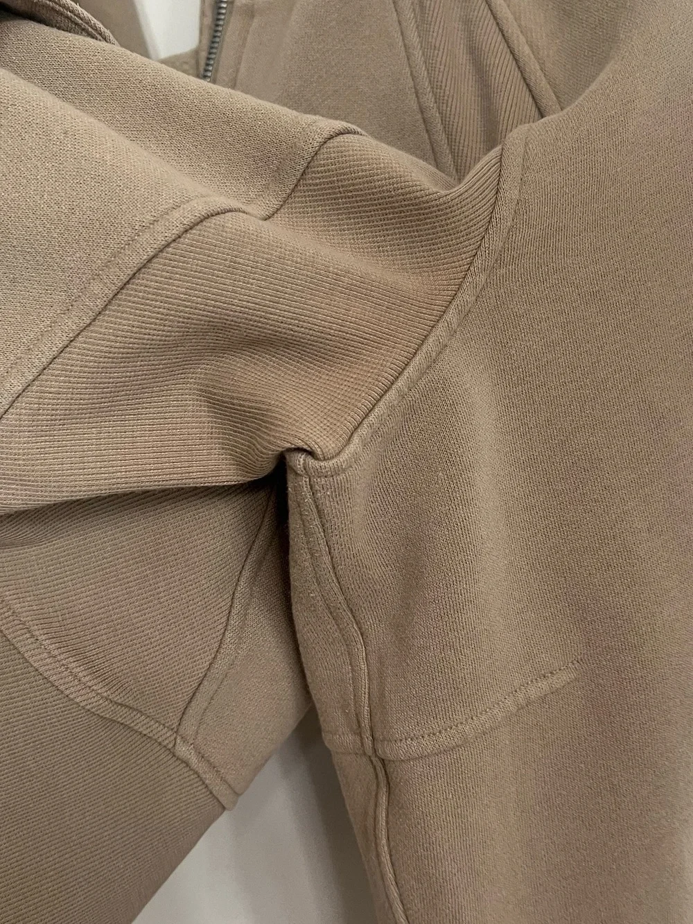 lululemon athletica ships same